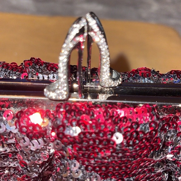Christian Louboutin 100% Authentic clutch excellent condition red and silver seq - Picture 9 of 10